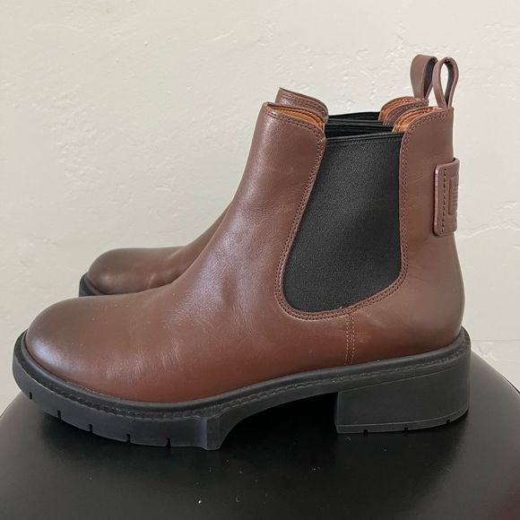 Coach Lyden Lug Chelsea Leather Boot Brown Women's 8.5B - Picture 6 of 7